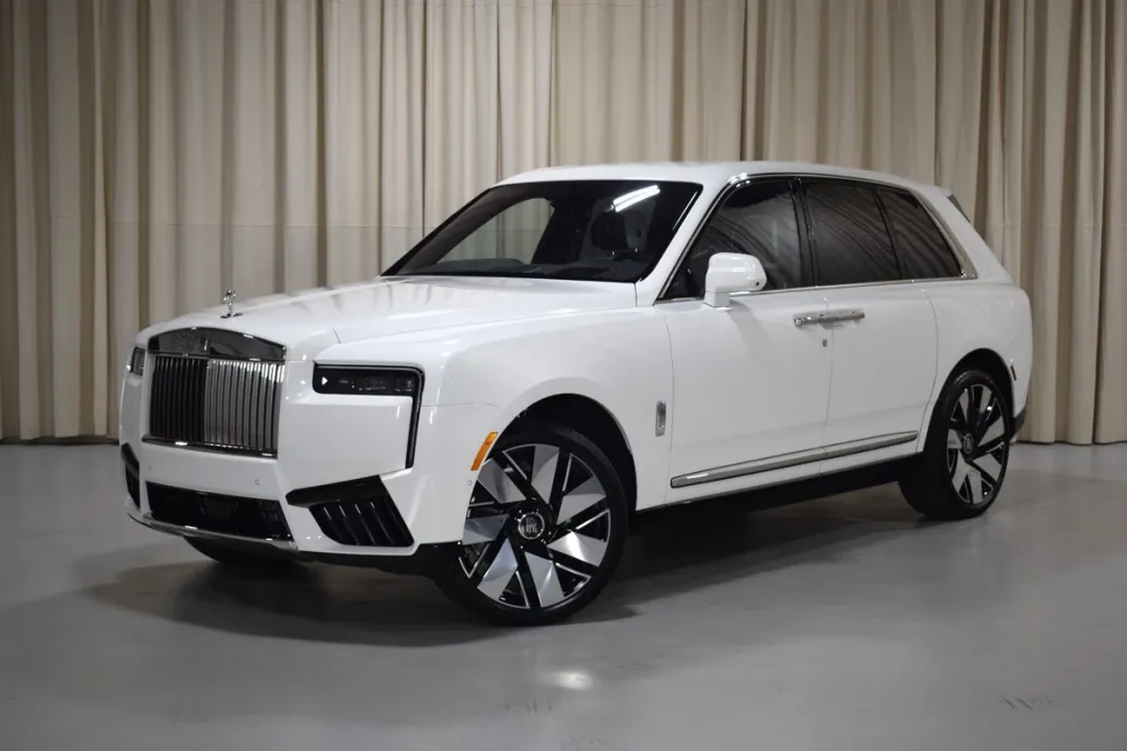 2026 Rolls Royce Cullinan RR photo 1