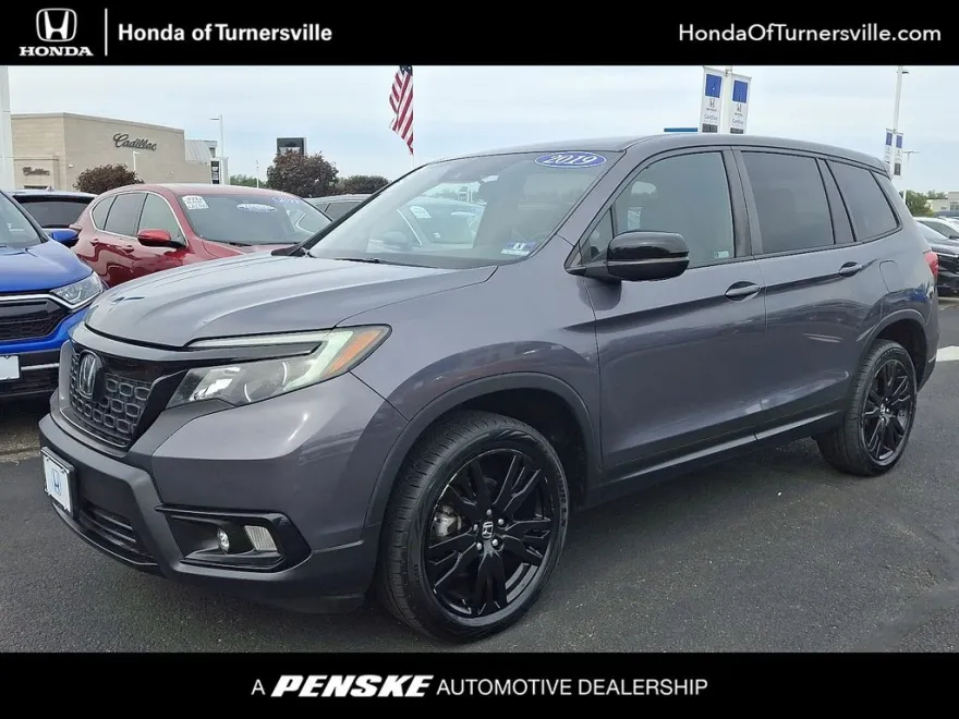 2019 Honda Passport Sport photo 1