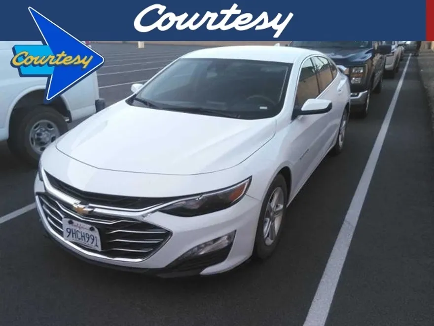 2023 Chevrolet Malibu 1LT photo 1