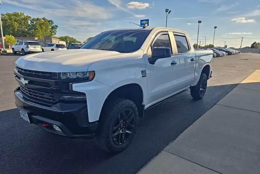 2021 Chevrolet Silverado 1500 LT Trail Boss photo 1