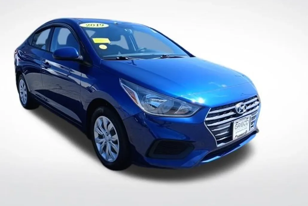 2019 Hyundai Accent SE photo 1