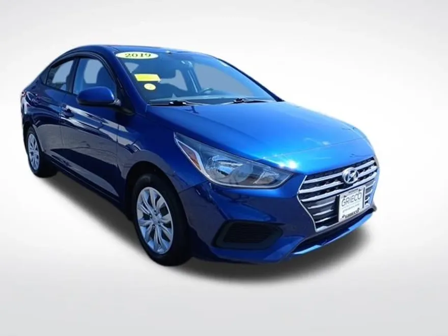 2019 Hyundai Accent SE photo 1
