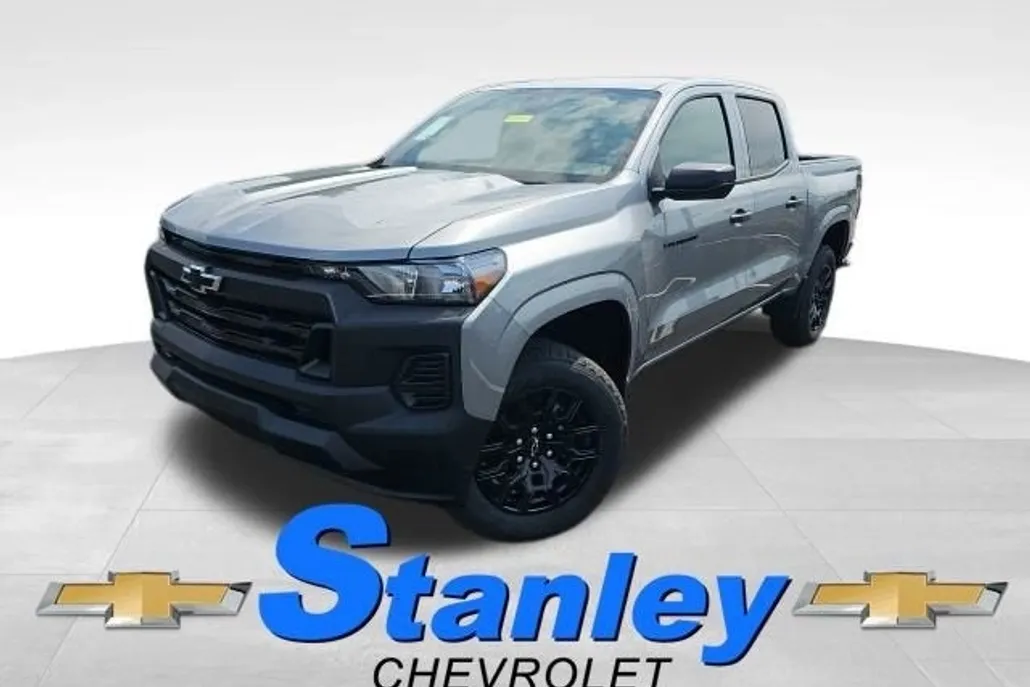 2026 Chevrolet Colorado Work Truck photo 1