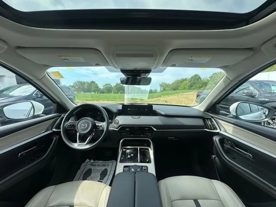 2024 Mazda CX-90 Premium photo 1