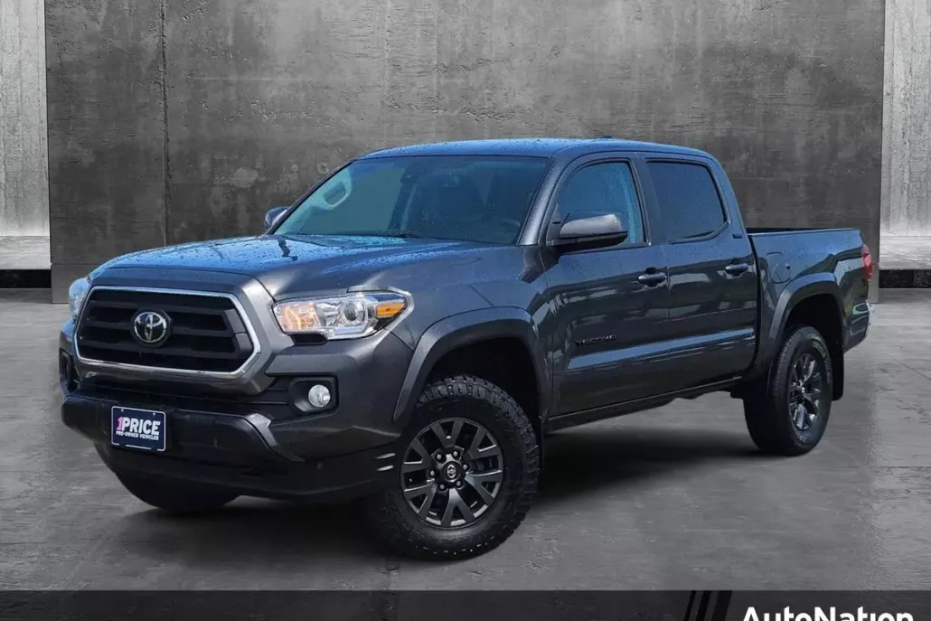 2023 Toyota Tacoma SR5 photo 1
