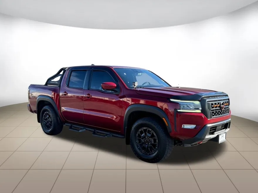 2022 Nissan Frontier PRO-4X photo 1