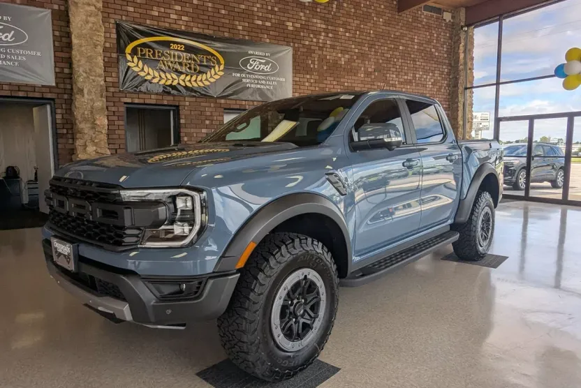 2025 Ford Ranger Raptor photo 1