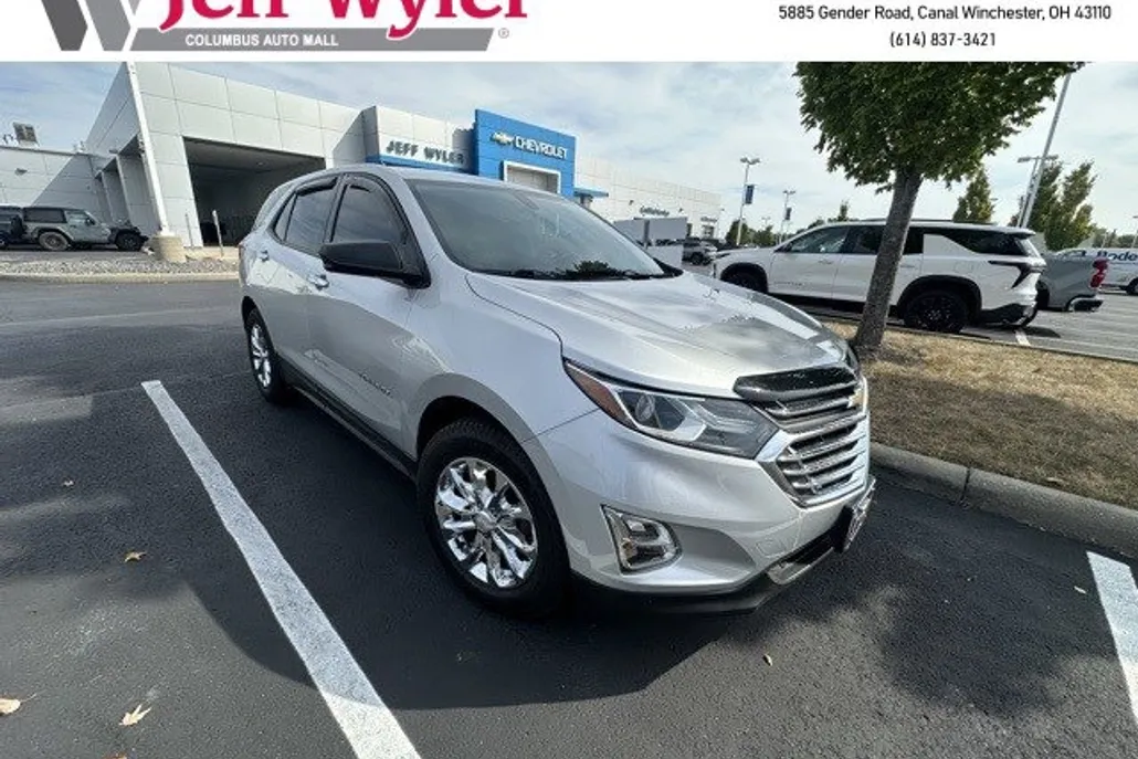 2019 Chevrolet Equinox LS photo 1