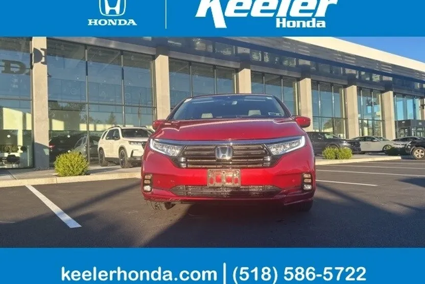 2022 Honda Odyssey Touring photo 1