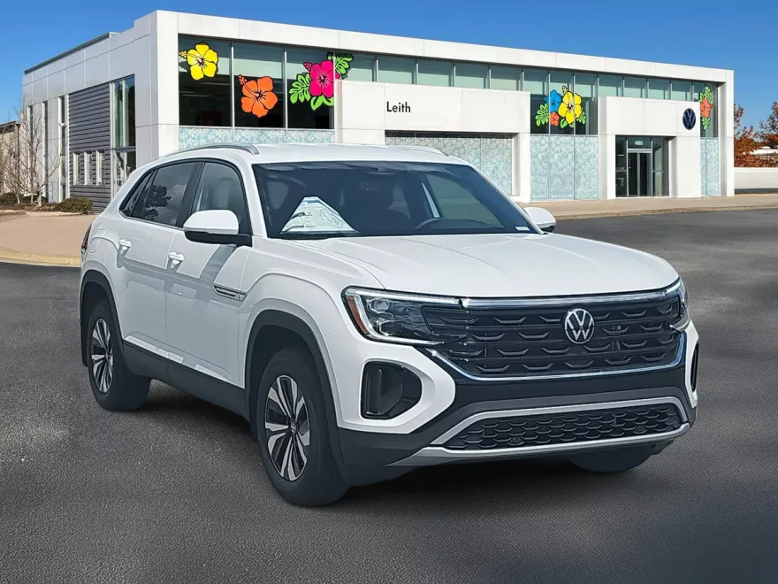 2025 Volkswagen Atlas Cross Sport SE photo 1