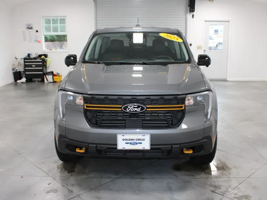 2025 Ford Maverick Tremor photo 1