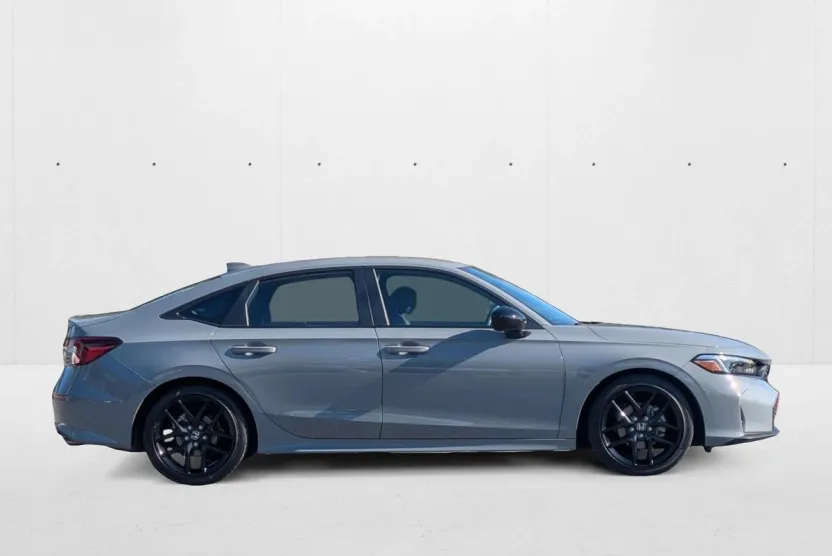 2025 Honda Civic Sport photo 1