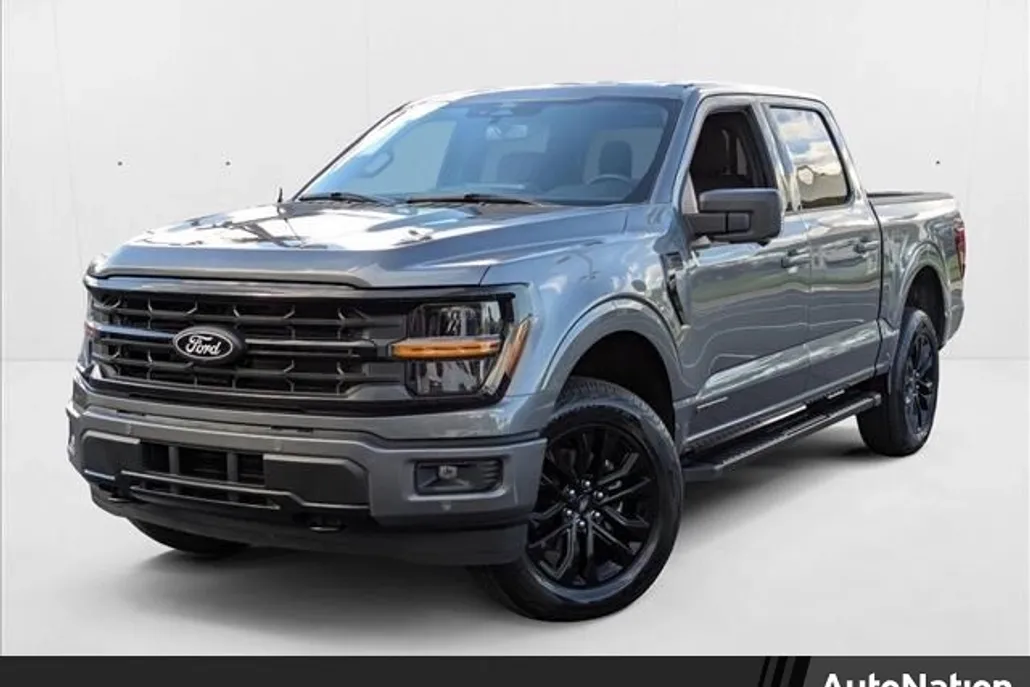 2025 Ford F-150 XLT photo 1