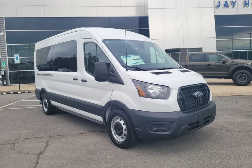 2025 Ford Transit photo 1