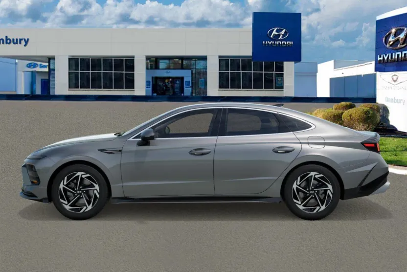 2026 Hyundai Sonata SEL Sport photo 1