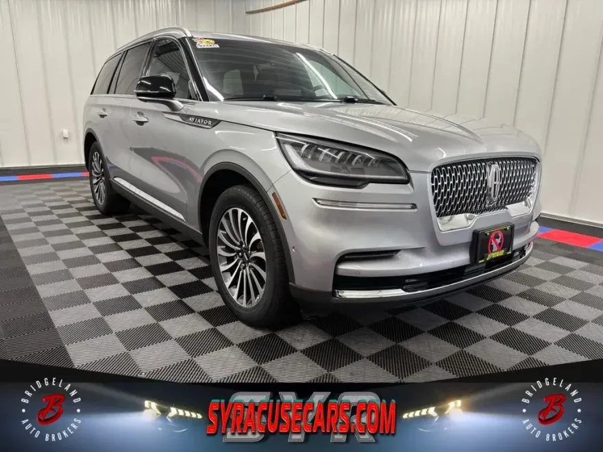2023 Lincoln Aviator Reserve photo 1
