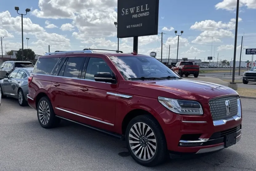 2020 Lincoln Navigator L Reserve photo 1