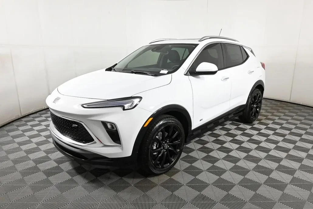 2026 Buick Encore GX Sport Touring photo 1