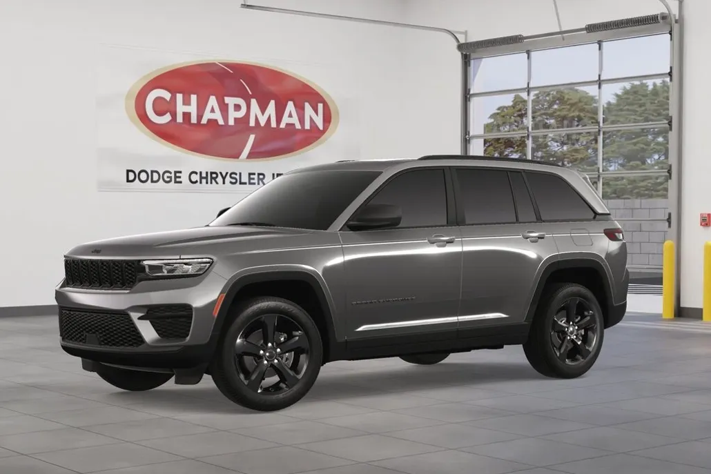 2025 Jeep Grand Cherokee Laredo photo 1