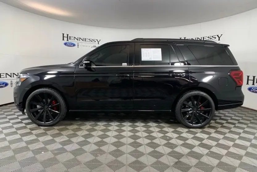 2024 Ford Expedition Limited photo 1