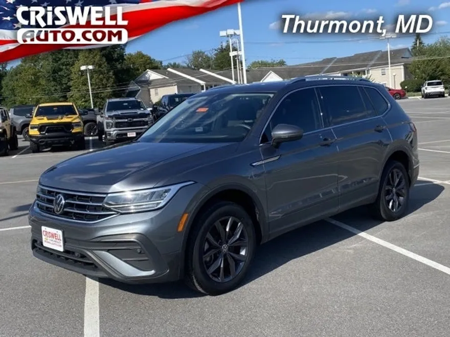 2022 Volkswagen Tiguan SE photo 1
