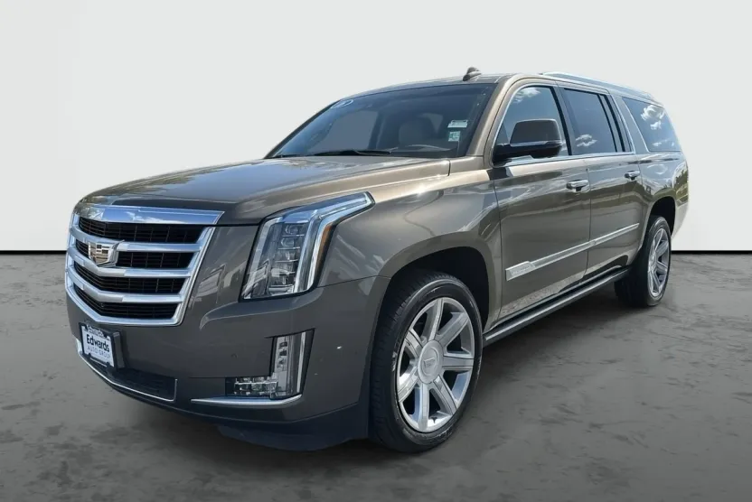 2016 Cadillac Escalade ESV Premium photo 1
