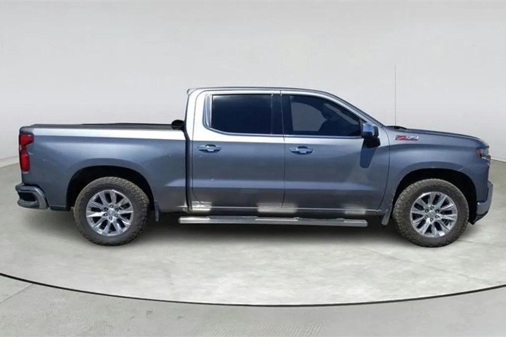 2021 Chevrolet Silverado 1500 LTZ photo 1
