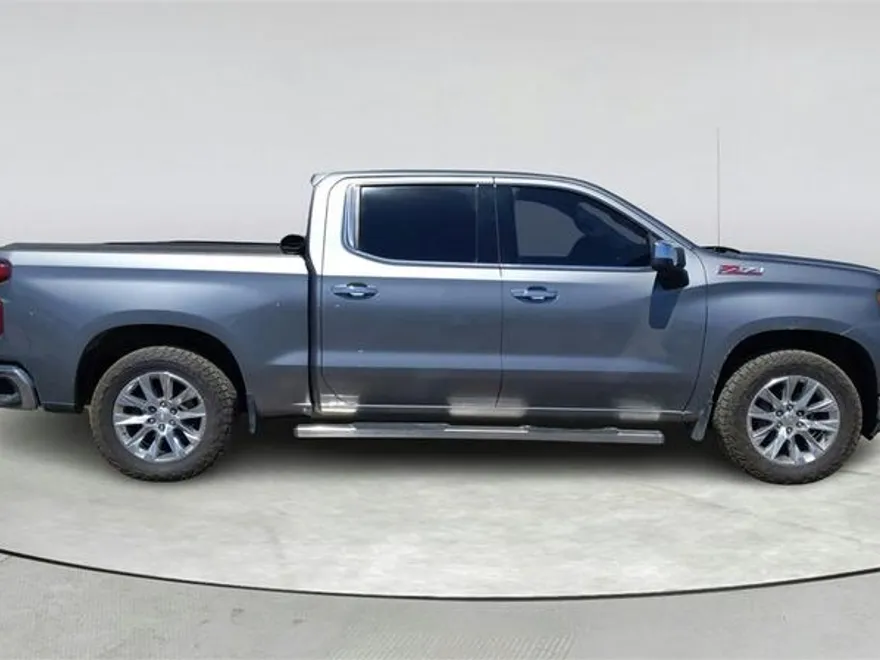 2021 Chevrolet Silverado 1500 LTZ photo 1