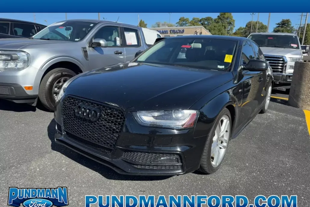 2016 Audi A4 2.0T Premium Quattro photo 1