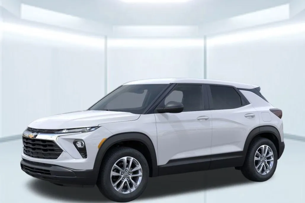 2026 Chevrolet Trailblazer LS photo 1