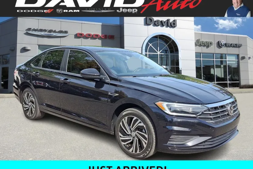 2021 Volkswagen Jetta SEL photo 1