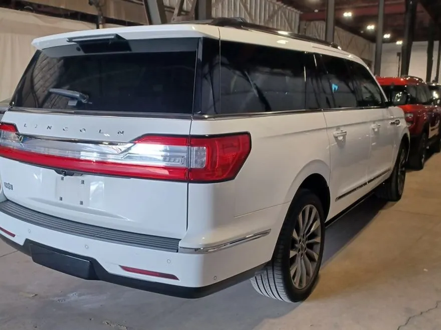 2020 Lincoln Navigator L Reserve photo 1