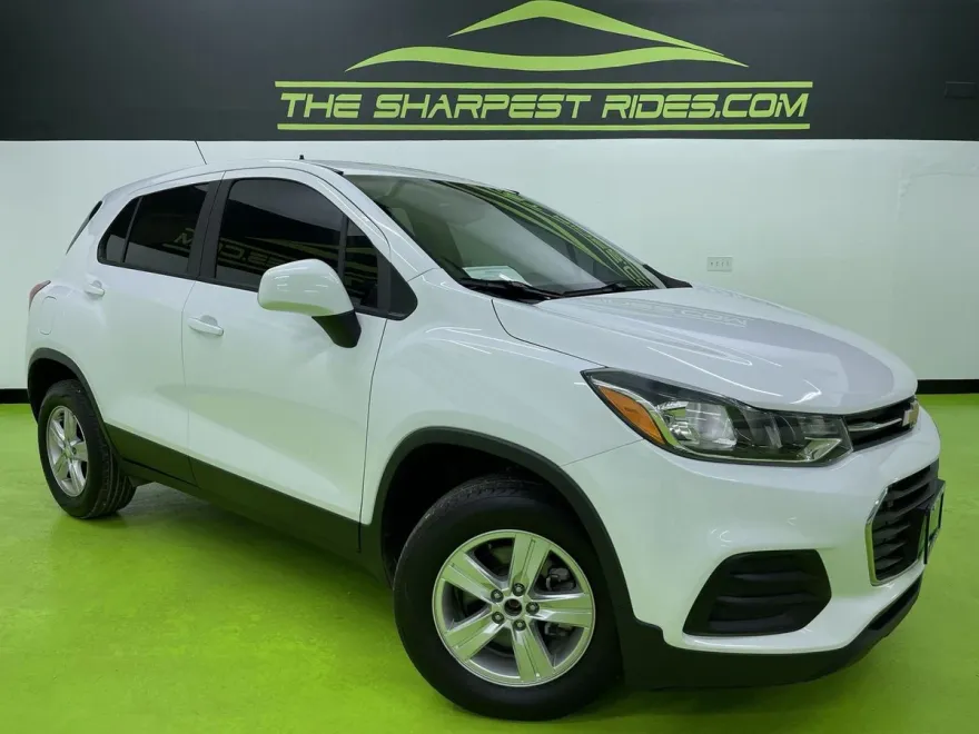 2020 Chevrolet Trax LS photo 1