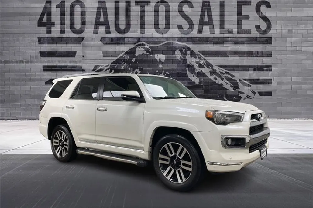 2015 Toyota 4Runner Limited 4WD photo 1