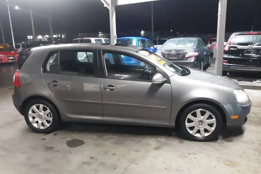 2008 Volkswagen Rabbit photo 1