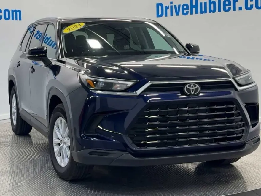 2024 Toyota Grand Highlander XLE photo 1