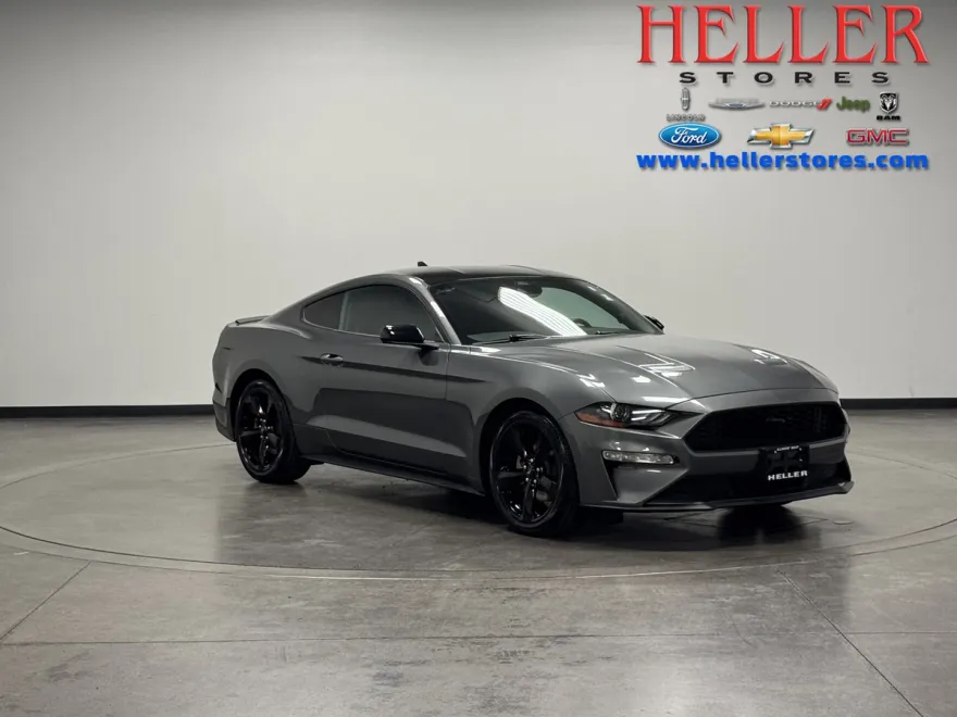2023 Ford Mustang EcoBoost photo 1