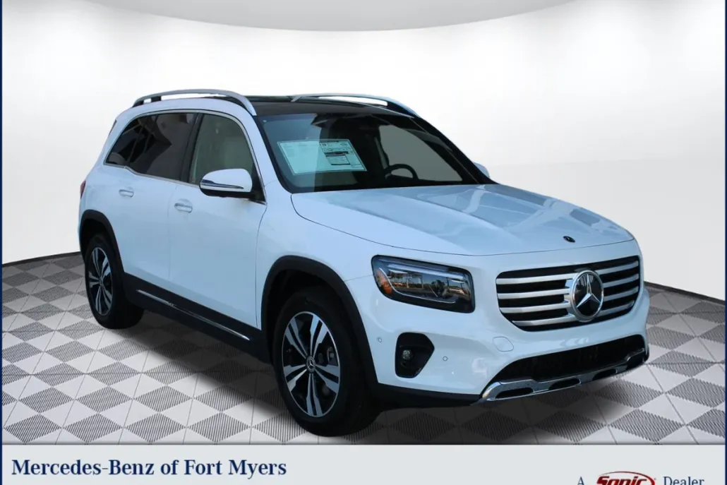 2025 Mercedes Benz GLB 250 photo 1