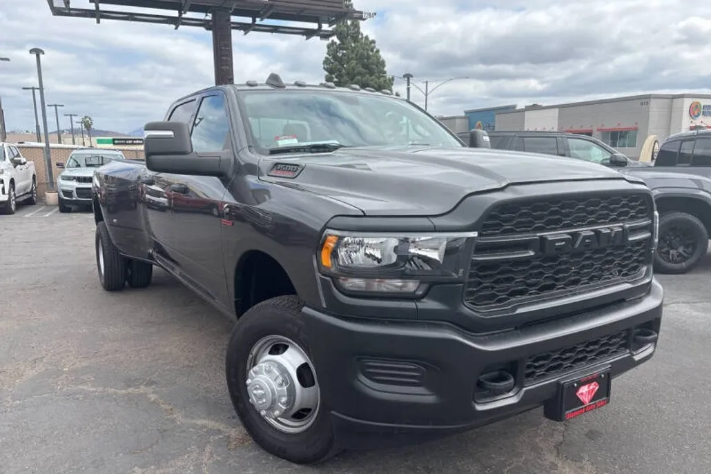 2023 Ram 3500 Tradesman photo 1