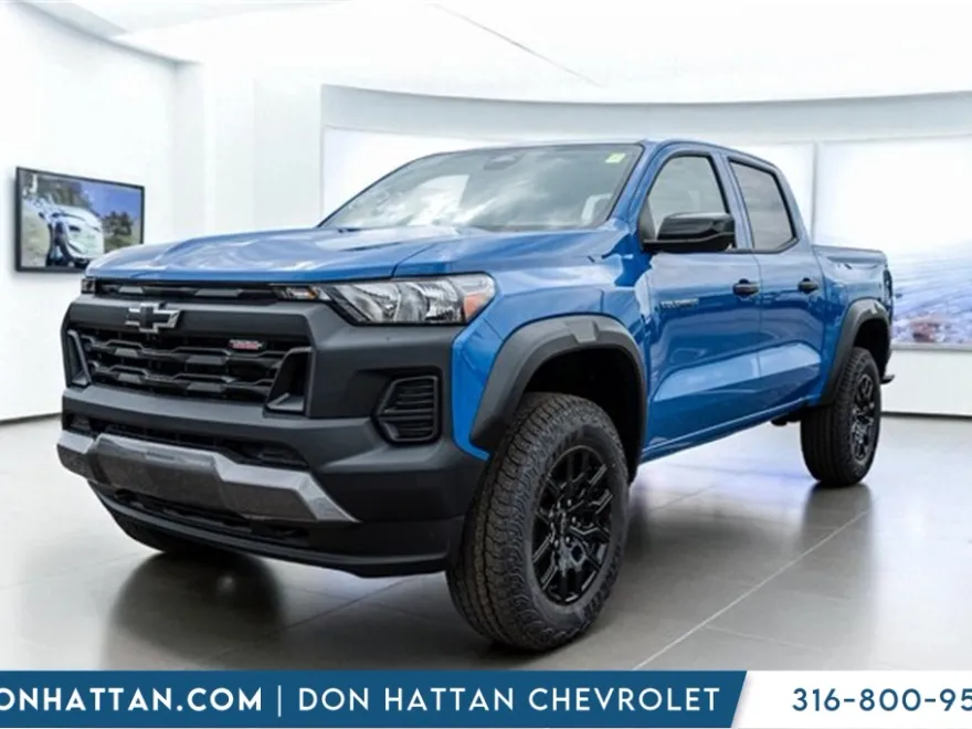 2026 Chevrolet Colorado Trail Boss photo 1