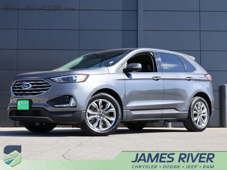 2024 Ford Edge Titanium photo 1