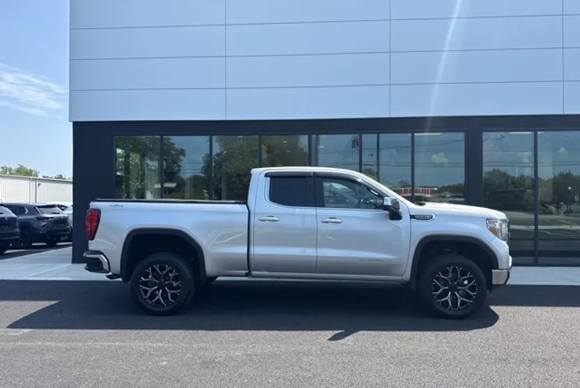 2019 Gmc Sierra 1500 SLE photo 1