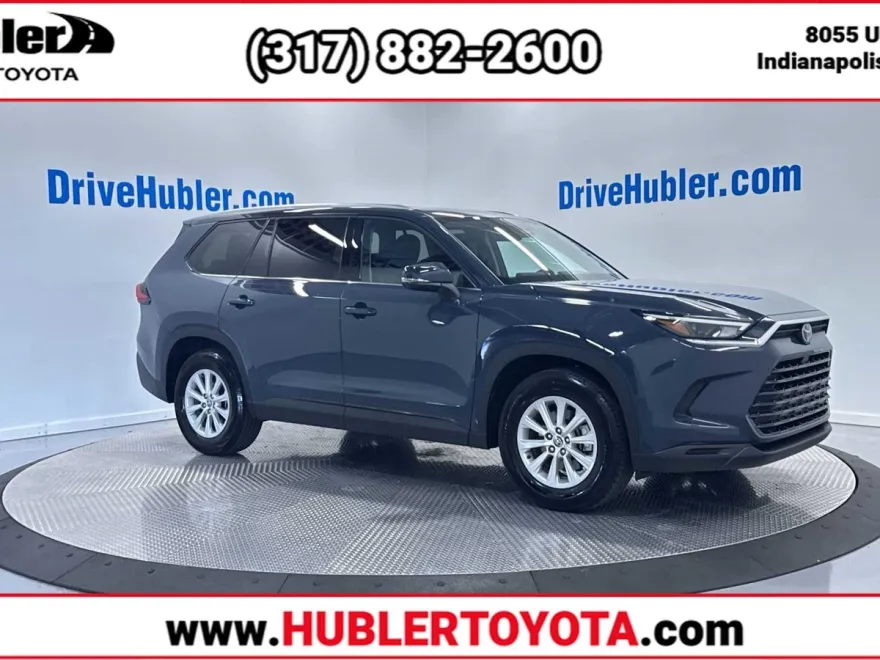 2024 Toyota Grand Highlander XLE photo 1