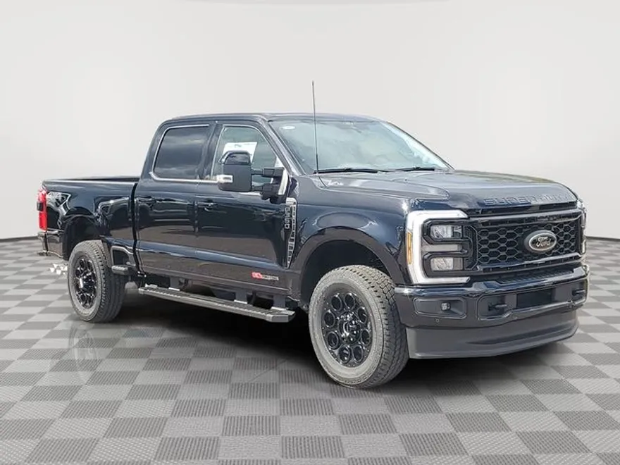 2025 Ford F-350 Lariat photo 1