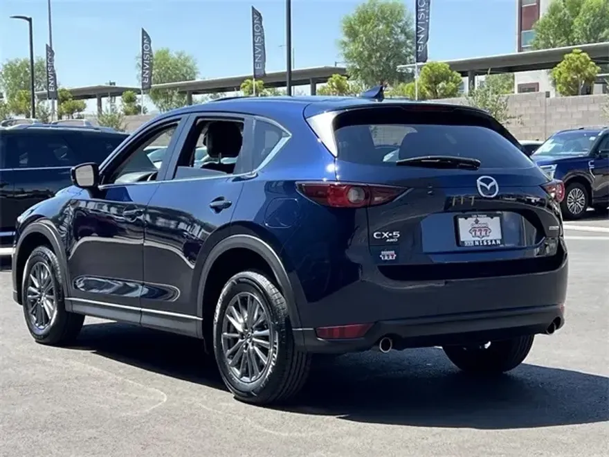 2021 Mazda CX-5 Touring photo 1
