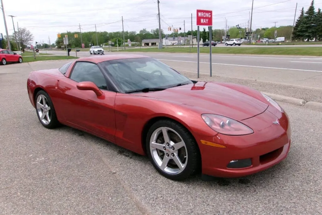 2005 Chevrolet Corvette photo 1