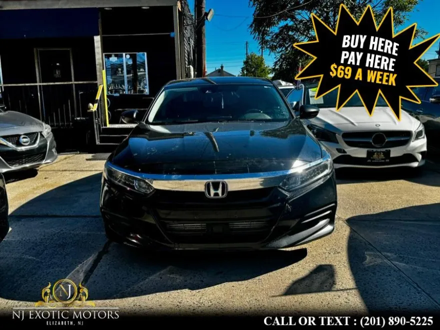 2018 Honda Accord LX 1.5T photo 1