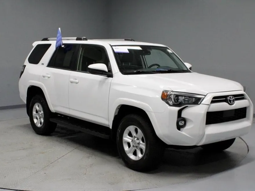 2024 Toyota 4Runner SR5 photo 1