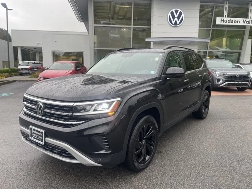 2022 Volkswagen Atlas V6 SE Technology photo 1