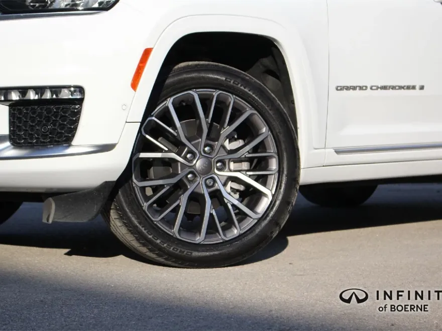 2023 Jeep Grand Cherokee L Summit Reserve photo 1